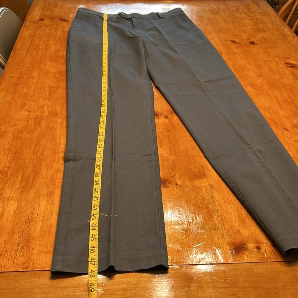 Roundtree & Yorke TravelSmart Quiet Luxury Mens 34x36 Gray Classic Fit Pants - Picture 4 of 10